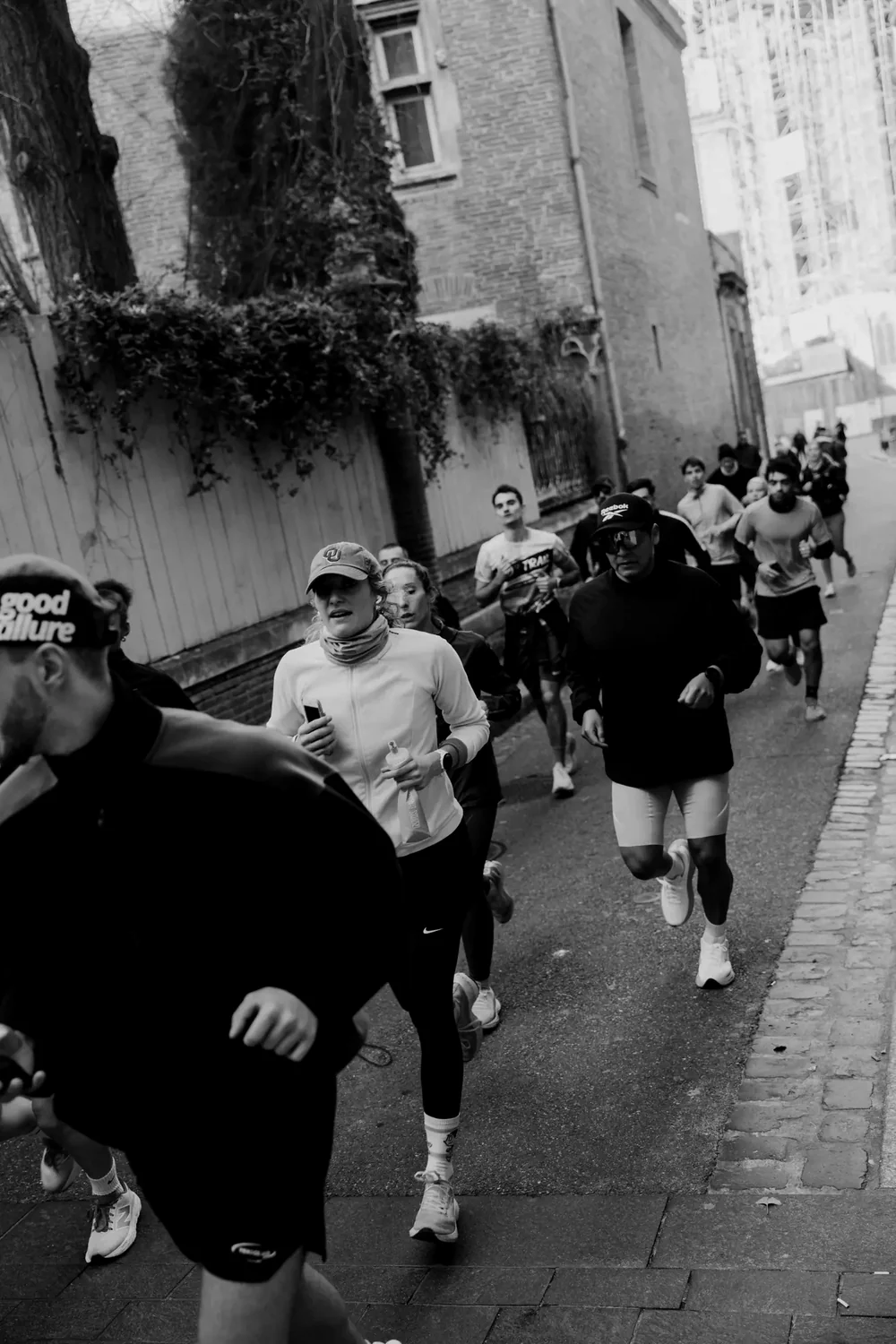 Un run club au départ d’une sortie, à Toulouse